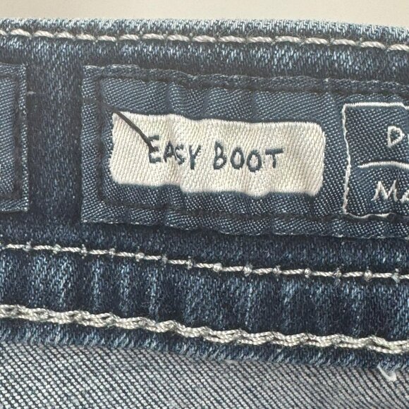 Miss Me Easy Boot Cut Blue Denim Jeans Womens Size 32 Embellished Pockets - Picture 10 of 13
